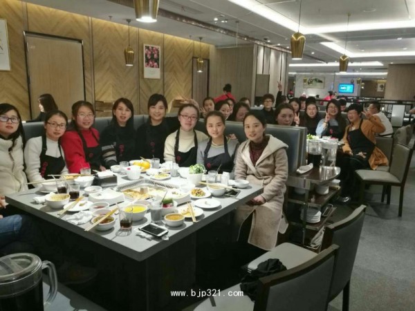 魚(yú)腥草提取物