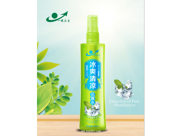 冰爽清涼花露水